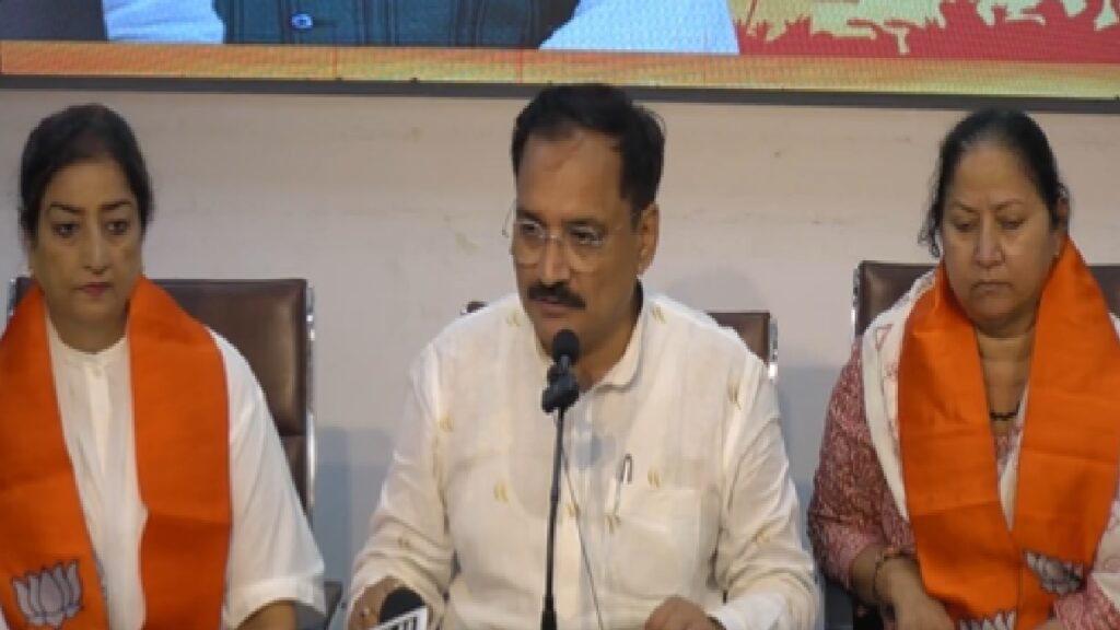 aap-councillors-1727258512