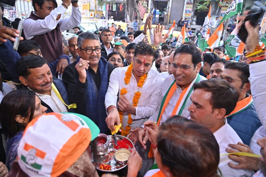WhatsApp Image 2025-11-16 at 10.27.24 PM (1)